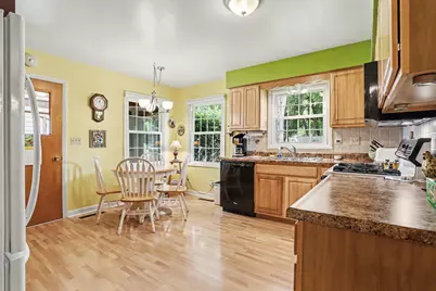 611 N Liberty Street, Marshall, MI 49068 - Photo 5