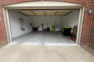 24668 Thatcher Dr, Novi, MI 48375 - Photo 5
