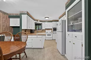 3156 New Holland St, Hudsonville, MI 49426 - Photo 5