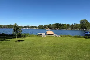 55895 Inn-D-Inn Dr, Dowagiac, MI 49047 - Photo 5