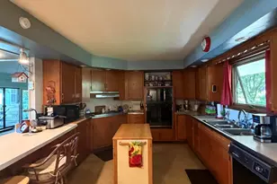 55895 Inn-D-Inn Dr, Dowagiac, MI 49047 - Photo 27