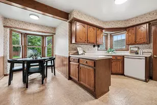 1139 Kelsey St NE, Grand Rapids, MI 49505 - Photo 3