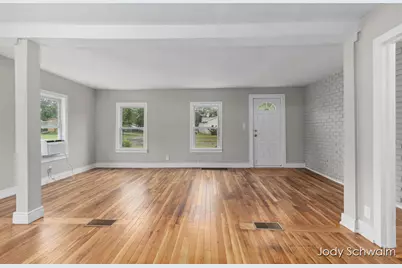 3844 Clyde Park Avenue SW, Wyoming, MI 49509 - Photo 5