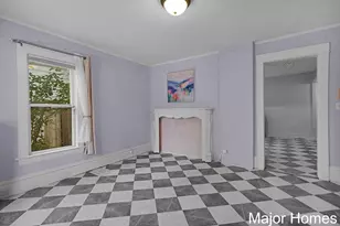 323 Robey Pl SE, Grand Rapids, MI 49506 - Photo 9