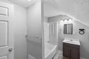 1128 Sigsbee St SE, Grand Rapids, MI 49506 - Photo 17