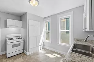 1128 Sigsbee St SE, Grand Rapids, MI 49506 - Photo 9