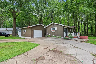17700 Thornapple Drive, Spring Lake, MI 49456 - Photo 1