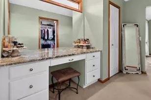 18175 Queensbury Dr, Livonia, MI 48152 - Photo 21