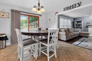 18175 Queensbury Dr, Livonia, MI 48152 - Photo 11