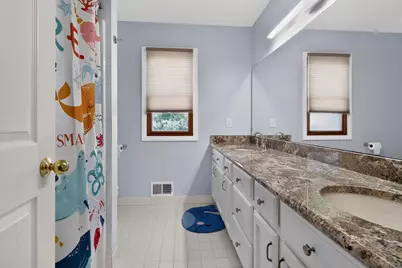18175 Queensbury Drive, Livonia, MI 48152 - Photo 27