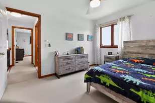 18175 Queensbury Dr, Livonia, MI 48152 - Photo 25