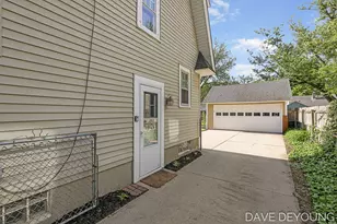 1134 Hoyt St SE, Grand Rapids, MI 49507 - Photo 37