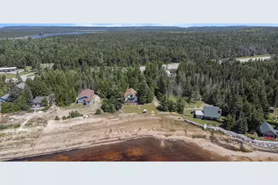 1445 Us-2, Saint Ignace, MI 49781 - Photo 59