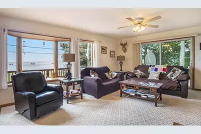 1445 Us-2, Saint Ignace, MI 49781 - Photo 5