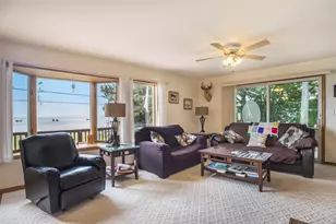1445 US-2, Saint Ignace, MI 49781 - Photo 5