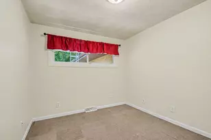 734 Hance St, Niles, MI 49120 - Photo 17