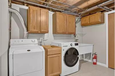 32463 Dunford Street, Farmington Hills, MI 48334 - Photo 31