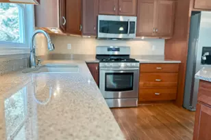 1130 Coral Springs Dr, Portage, MI 49002 - Photo 11