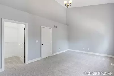 1389 Quarterline Commons #11, Holland, MI 49423 - Photo 15