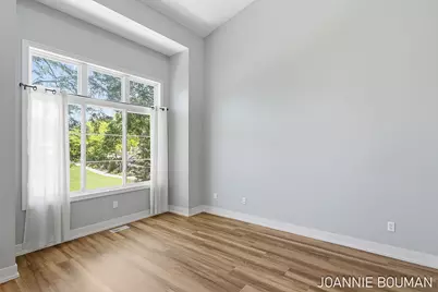 1389 Quarterline Commons #11, Holland, MI 49423 - Photo 7