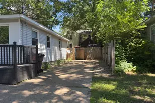 3902 Oriole Ave SW, Wyoming, MI 49509 - Photo 15