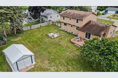1915 Shorewood Drive, Norton Shores, MI 49441 - Photo 27