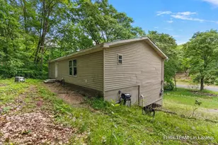 6718 Schmeid Rd, Lakeview, MI 48850 - Photo 43