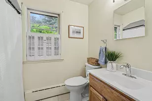 2162 Finsbury Ln NW, Grand Rapids, MI 49504 - Photo 11