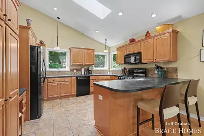 2336 Forest Trail Circle, Fennville, MI 49408 - Photo 7