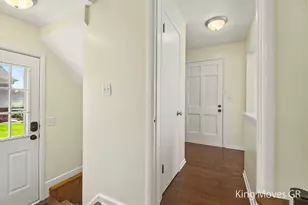 1821 Eastbrook St SE, Grand Rapids, MI 49508 - Photo 9