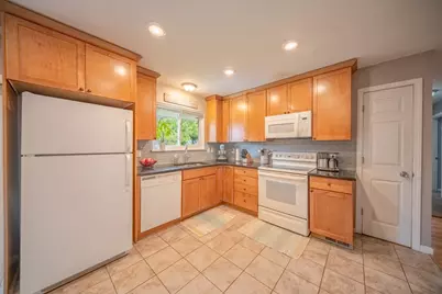 14638 Ellen Drive, Livonia, MI 48154 - Photo 7