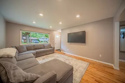 14638 Ellen Drive, Livonia, MI 48154 - Photo 3