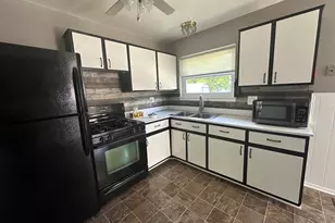 9856 Van Buren St, Belleville, MI 48111 - Photo 7