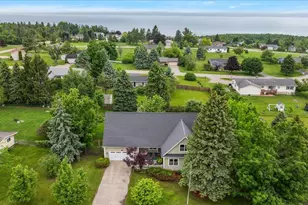 3162 Greenfield Dr, Petoskey, MI 49770 - Photo 51
