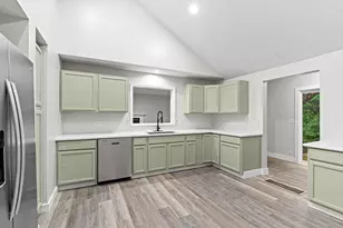 1632 W Lakewood Blvd, Holland, MI 49424 - Photo 15
