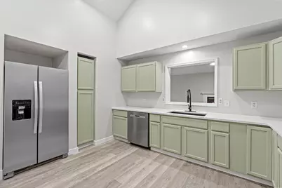 1632 W Lakewood Boulevard, Holland, MI 49424 - Photo 17