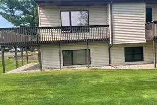 2664 Stonevalley Dr SW, Wyoming, MI 49519 - Photo 1