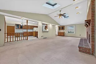 8441 Sarah Ln, Grosse Ile, MI 48138 - Photo 29