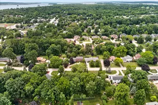 8441 Sarah Ln, Grosse Ile, MI 48138 - Photo 73