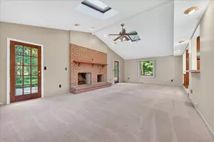 8441 Sarah Ln, Grosse Ile, MI 48138 - Photo 27