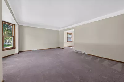 8441 Sarah Lane, Grosse Ile, MI 48138 - Photo 13