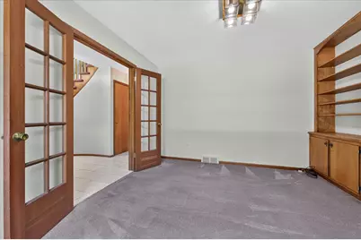 8441 Sarah Lane, Grosse Ile, MI 48138 - Photo 11