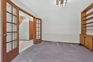 8441 Sarah Ln, Grosse Ile, MI 48138 - Photo 11