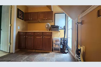 301 N Sheldon Street, Charlotte, MI 48813 - Photo 27