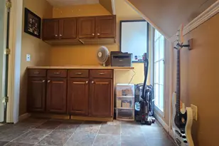 301 N Sheldon St, Charlotte, MI 48813 - Photo 27