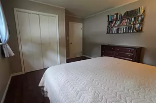 301 N Sheldon St, Charlotte, MI 48813 - Photo 23