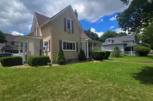 301 N Sheldon St, Charlotte, MI 48813 - Photo 57