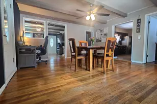 301 N Sheldon St, Charlotte, MI 48813 - Photo 9