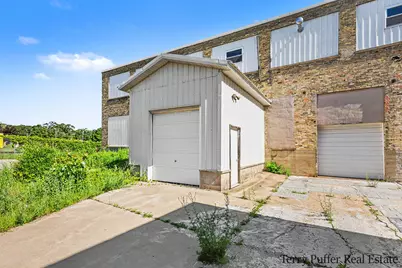 143 W Sherman Boulevard #Unit 2, Muskegon, MI 49444 - Photo 3