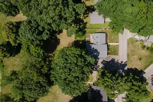 6834 Cherry St, Coloma, MI 49038 - Photo 37